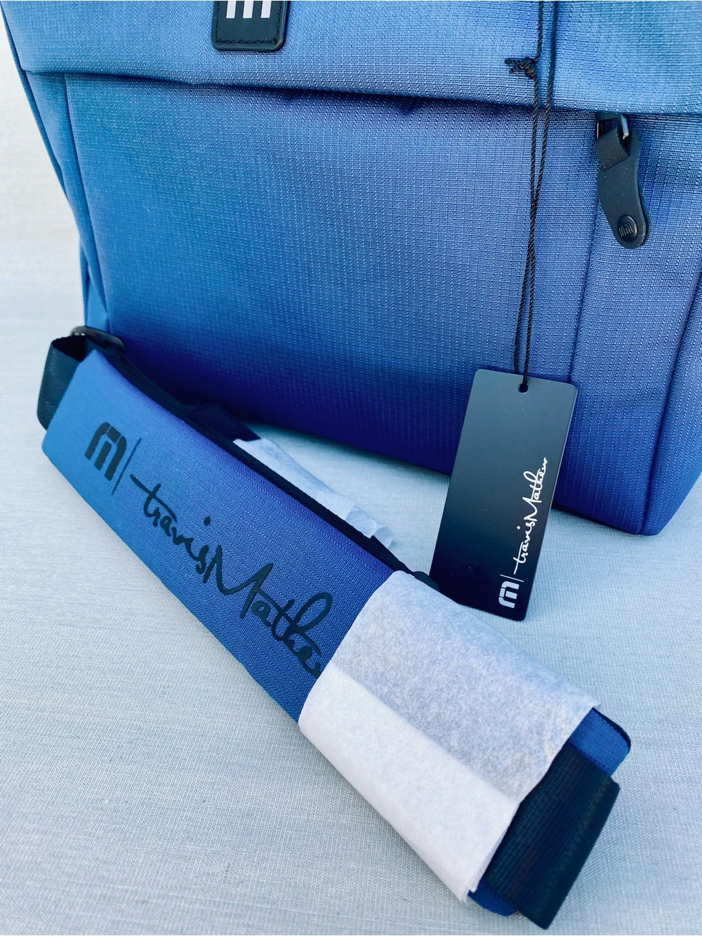 Travis Mathew Blue Chill'n 12-Can Cooler - Picture 5 of 6